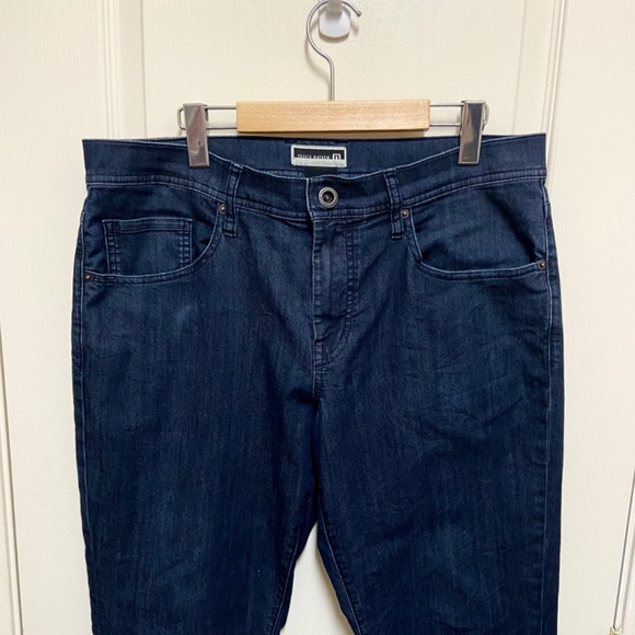 Travis Mathew Mens Jeans Dark Wash Straight Fit Comfort Stretch Size 34x32 - Picture 4 of 10